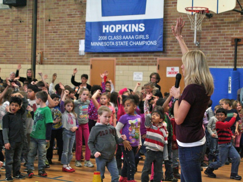 (PHOTOS) Olympic Athlete Visits Alice Smith Elementary Hopkins, MN Patch