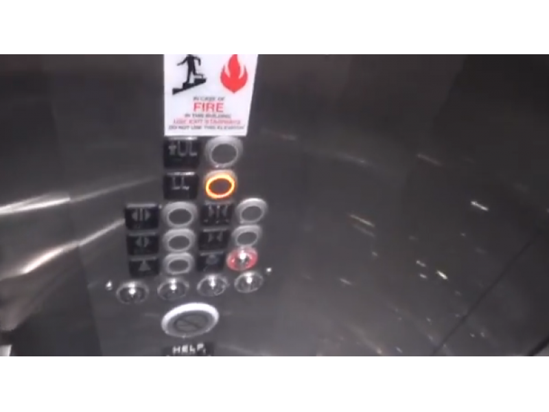 How Long Does it Take to Ride the Sears and Macy's Elevator at the