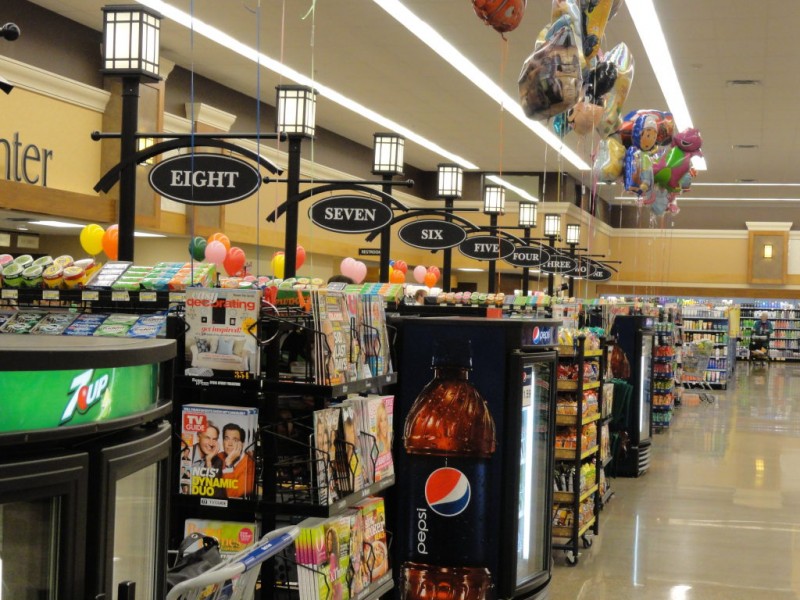 View Finder Residents Pack Cranberry Shop 'n Save for Store Opening